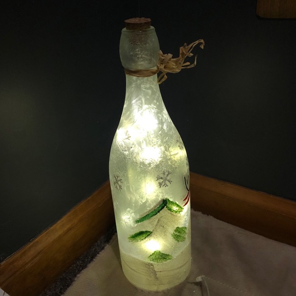 ⛄️ LED Snowman Bottle Decor ⛄️ - Picture 5 of 9